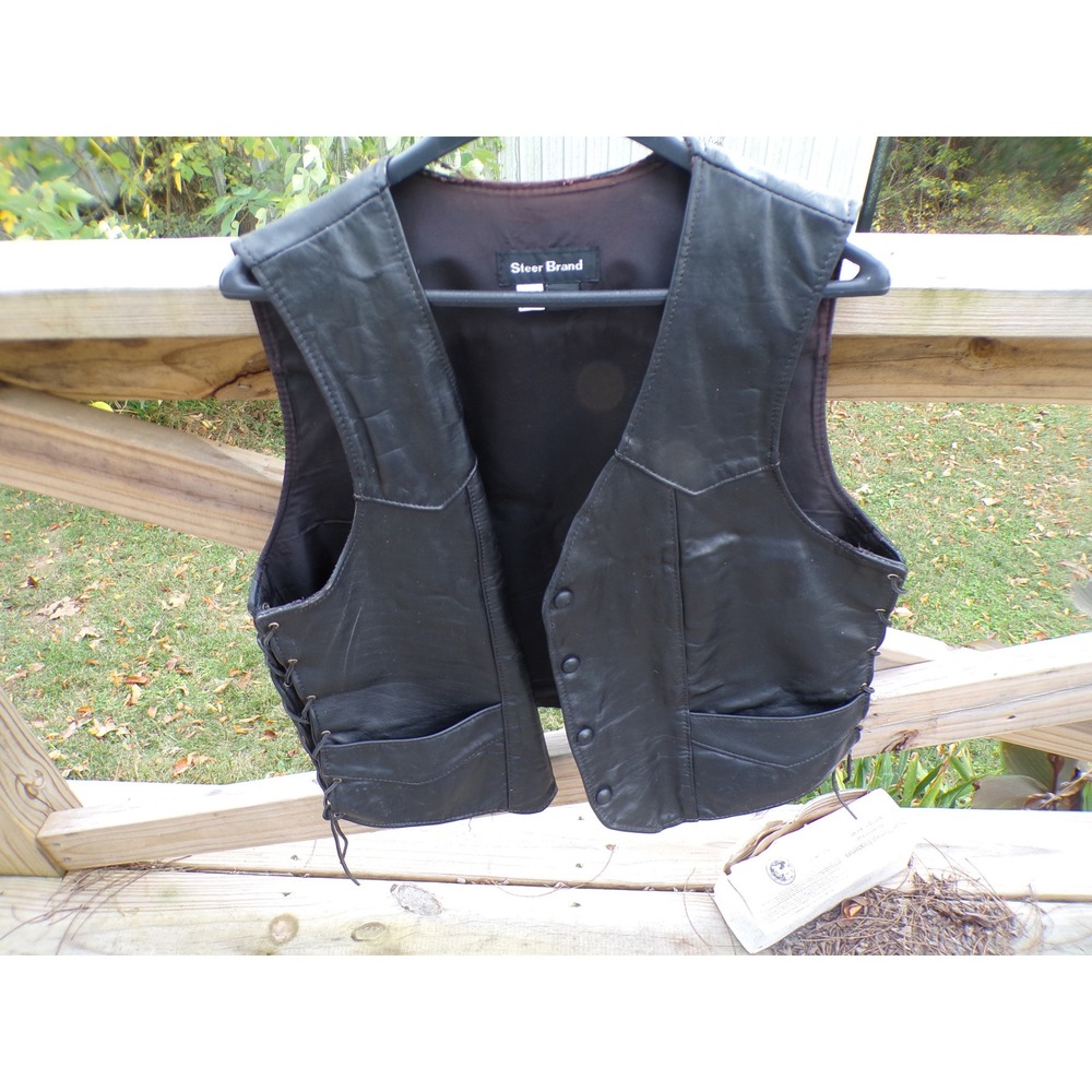 Steer Brand Black Leather Motorcycle Biker Vest Lace Up Pockets‎ Size L Worn